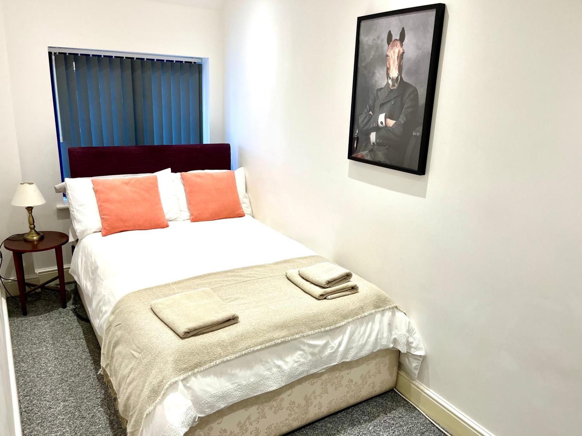 Premium Apartments Thatcham Broadway Eksteriør billede